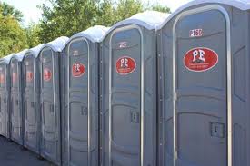 Best VIP or Luxury Restroom Trailers  in Harrisonville, MO